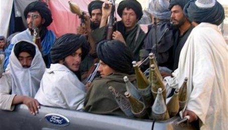 دهلمند دجهادي چارو مسؤل : په هلمند کې 18000 مجاهدین په وسله سبمال او عملیاتو ته چمتو دي